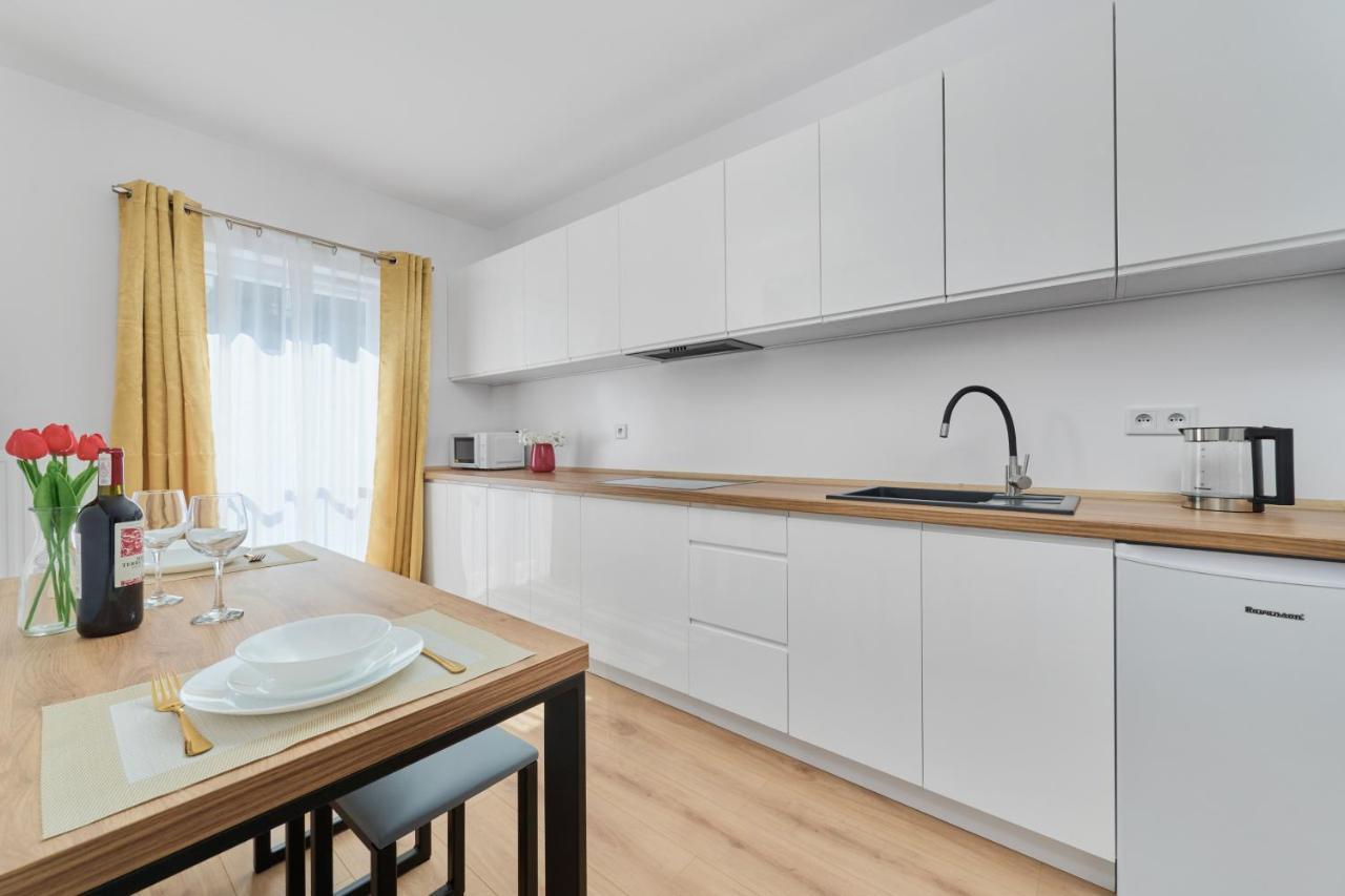 Modern Elegance Apartments Wroclaw With Ac By Noclegi Renters Kültér fotó