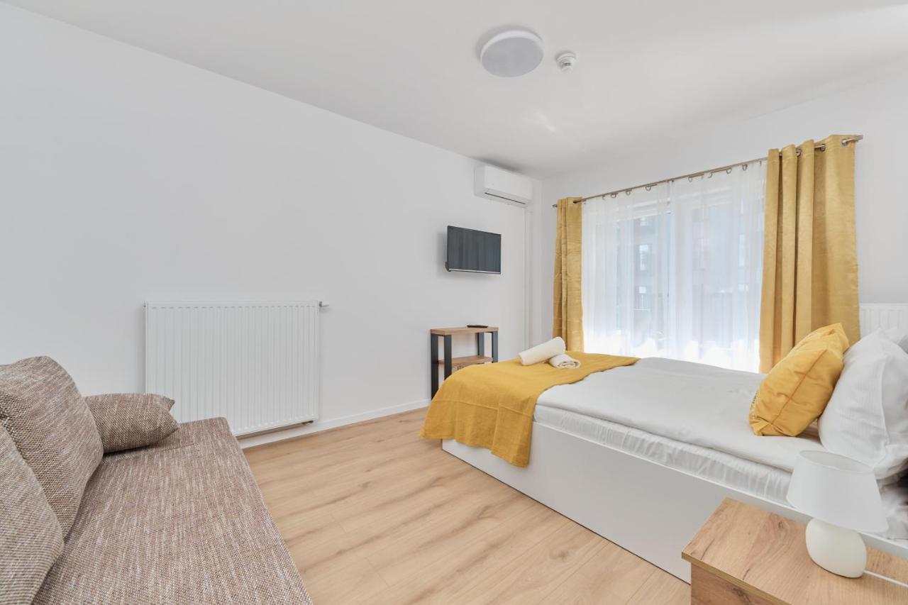 Modern Elegance Apartments Wroclaw With Ac By Noclegi Renters Kültér fotó