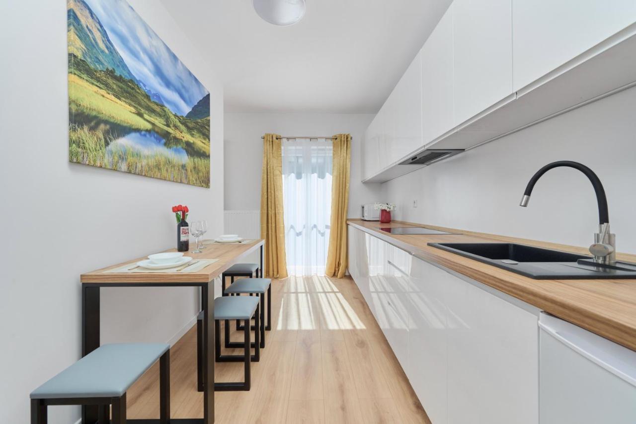 Modern Elegance Apartments Wroclaw With Ac By Noclegi Renters Kültér fotó
